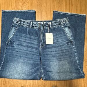 KanCan wide leg size 32 jeans